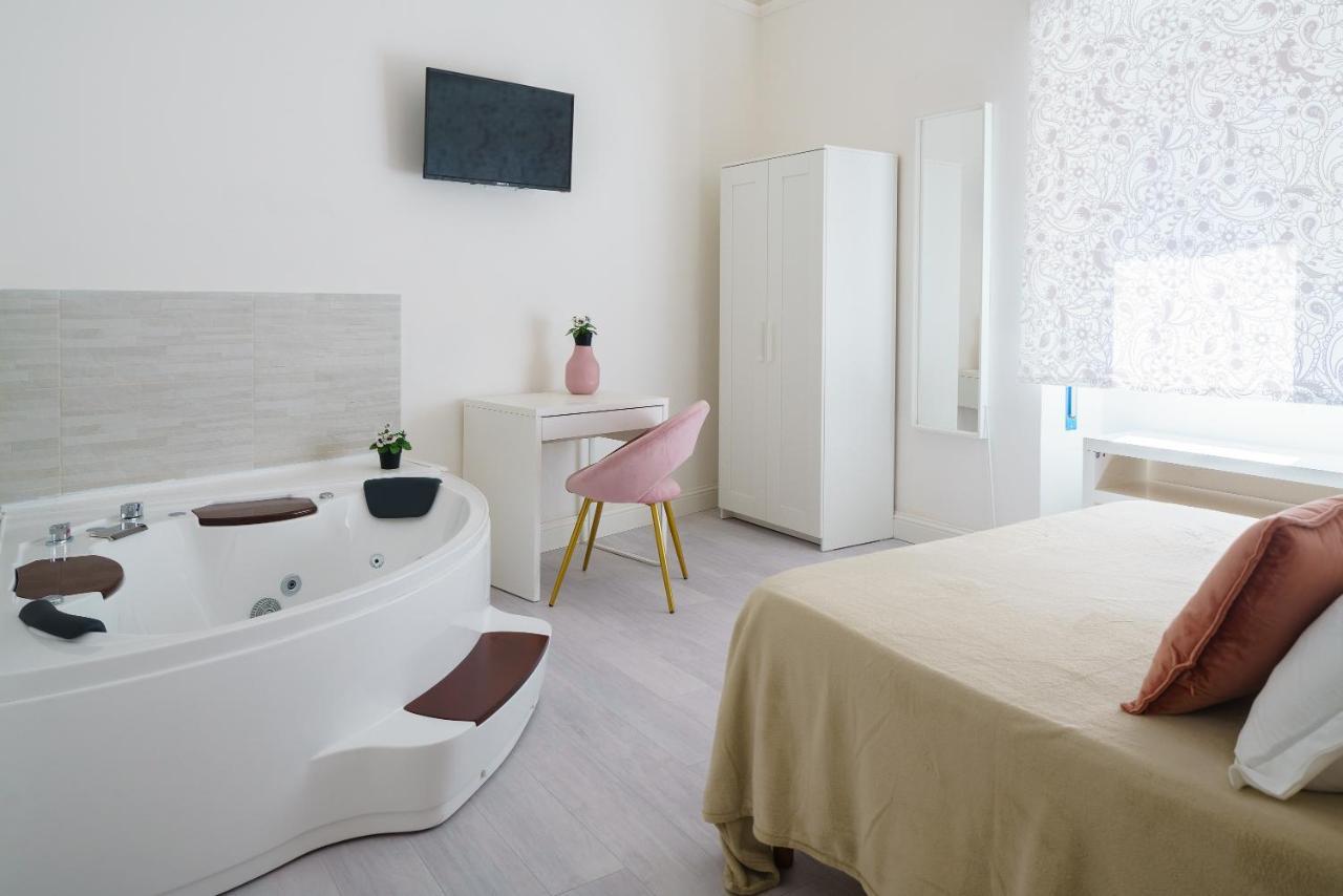 Atena Rooms Cagliari Kültér fotó